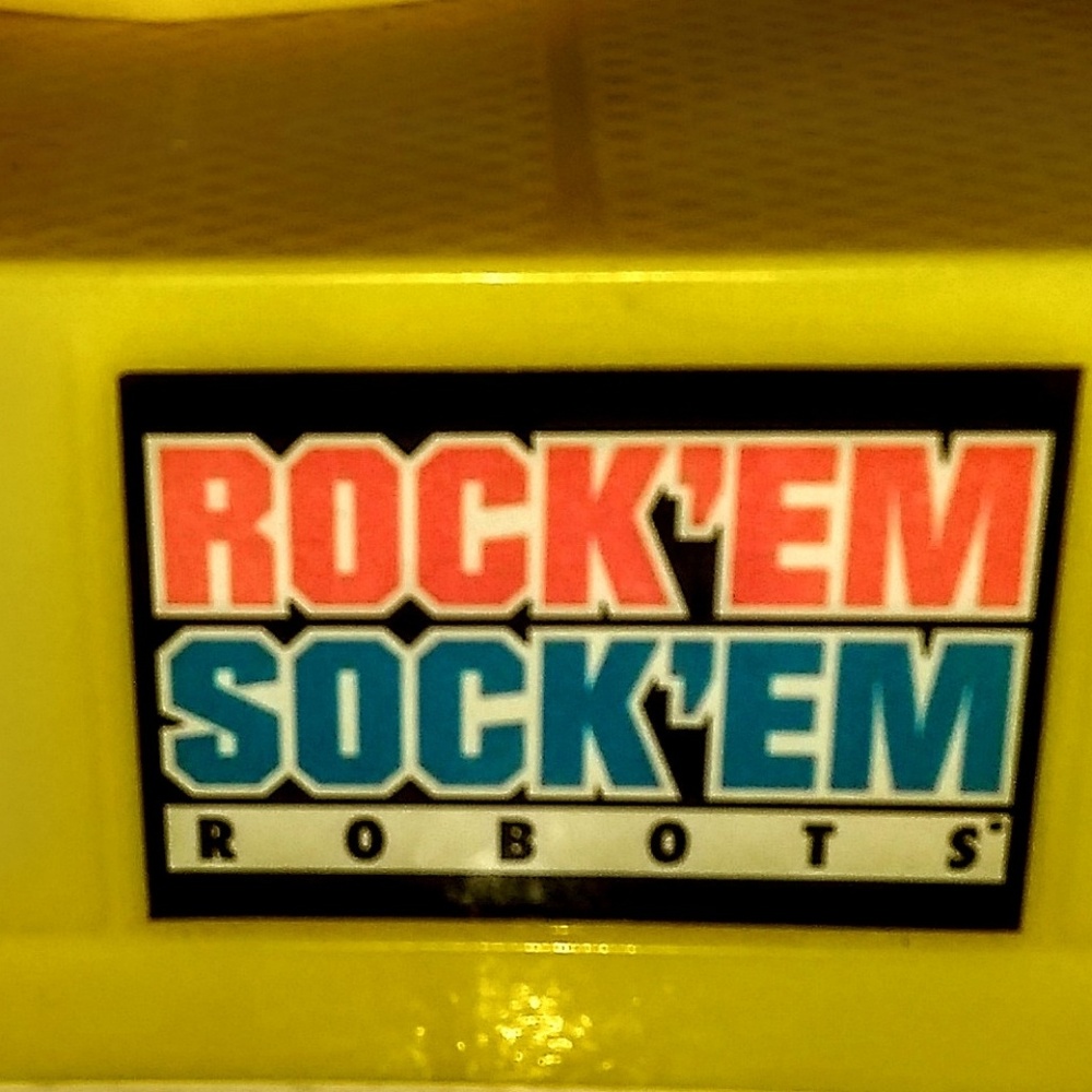 ROCK'EM SOCK'EM - Picture 2 of 2